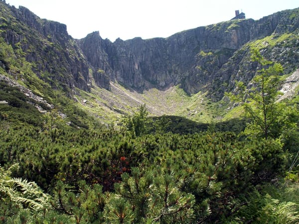 Krkonoše — Sněžné jámy